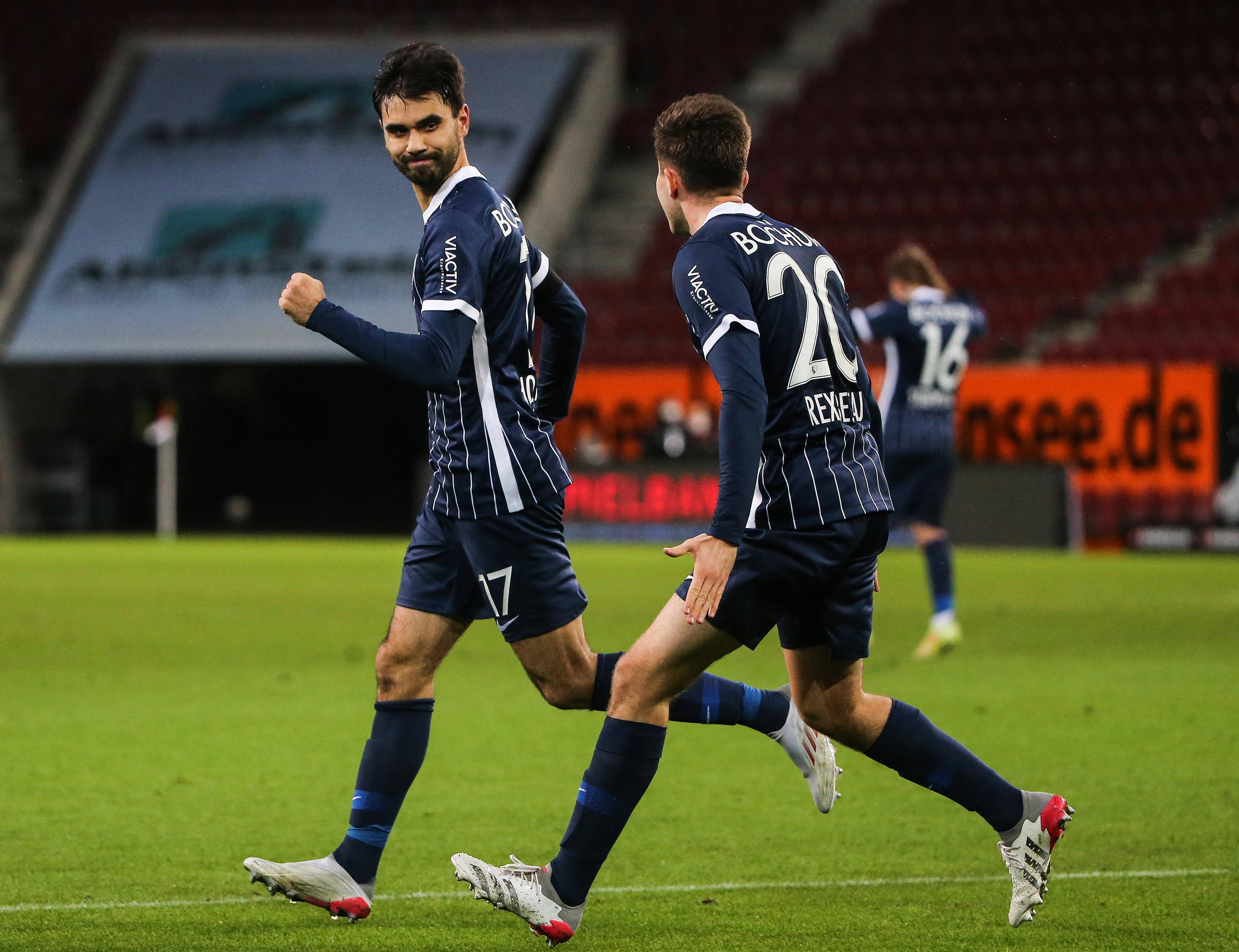 汉诺威客场战平拜仁慕尼黑,表现抢眼 汉诺威客场战平拜仁慕尼黑,表现抢眼