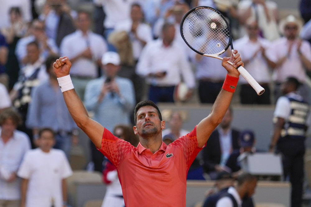 GEN碾压C9，Deft成为全场焦点半决赛3:2（上海）