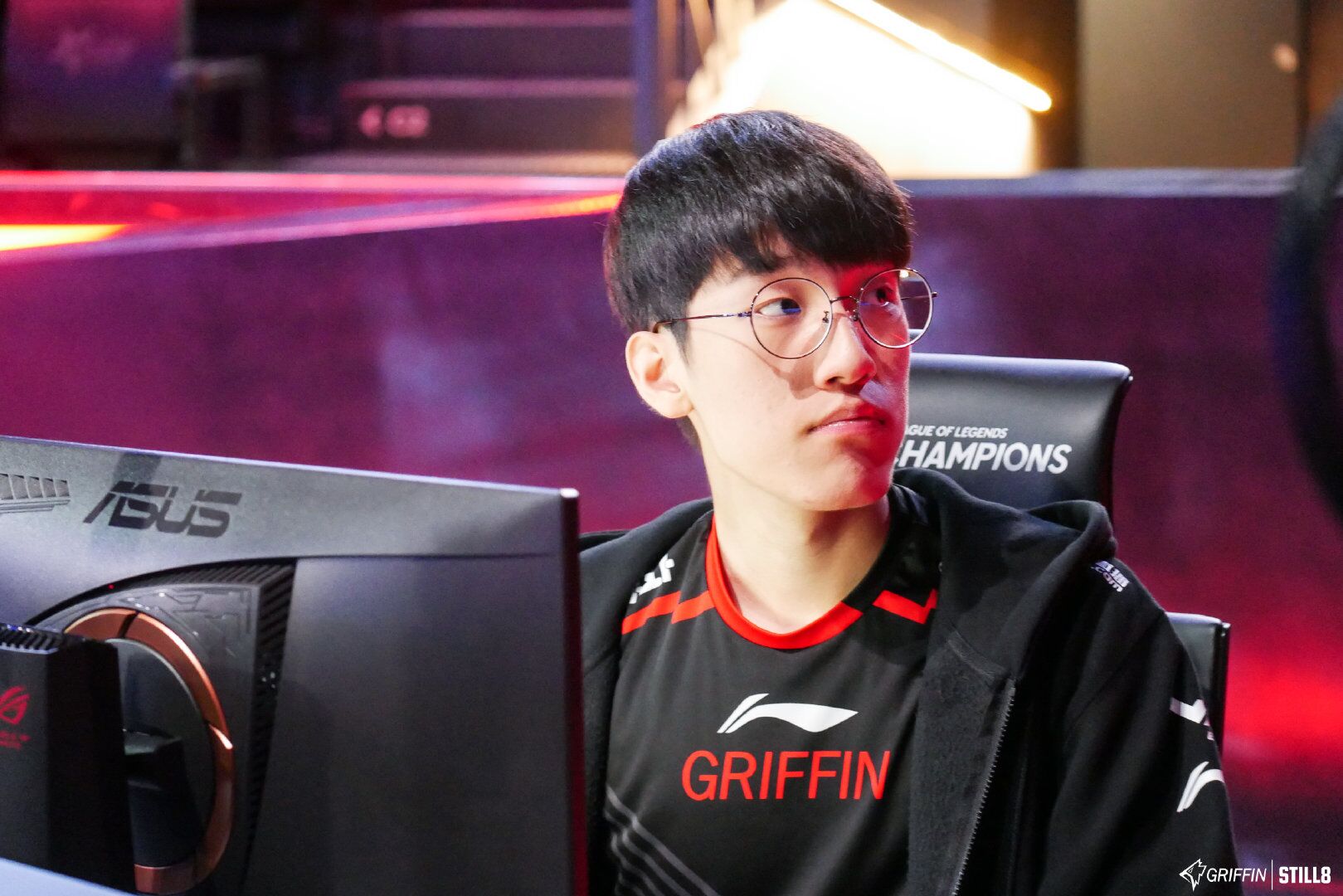 T1横扫MAD，Tarzan单局斩获MVP淘汰赛2:0（上海）