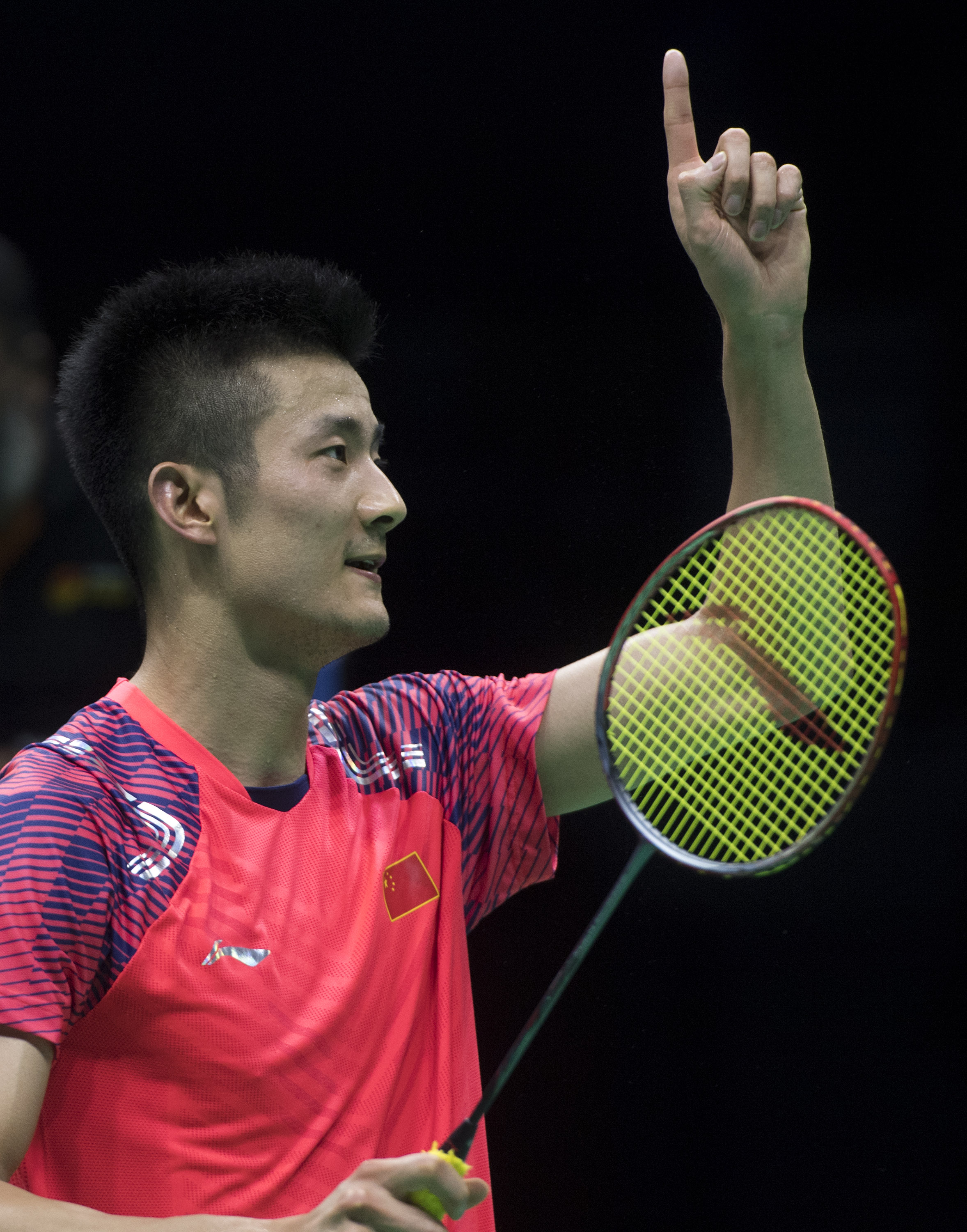 关于英格兰羽毛球队爆冷泰国羽毛球队，谌龙统治全场的信息